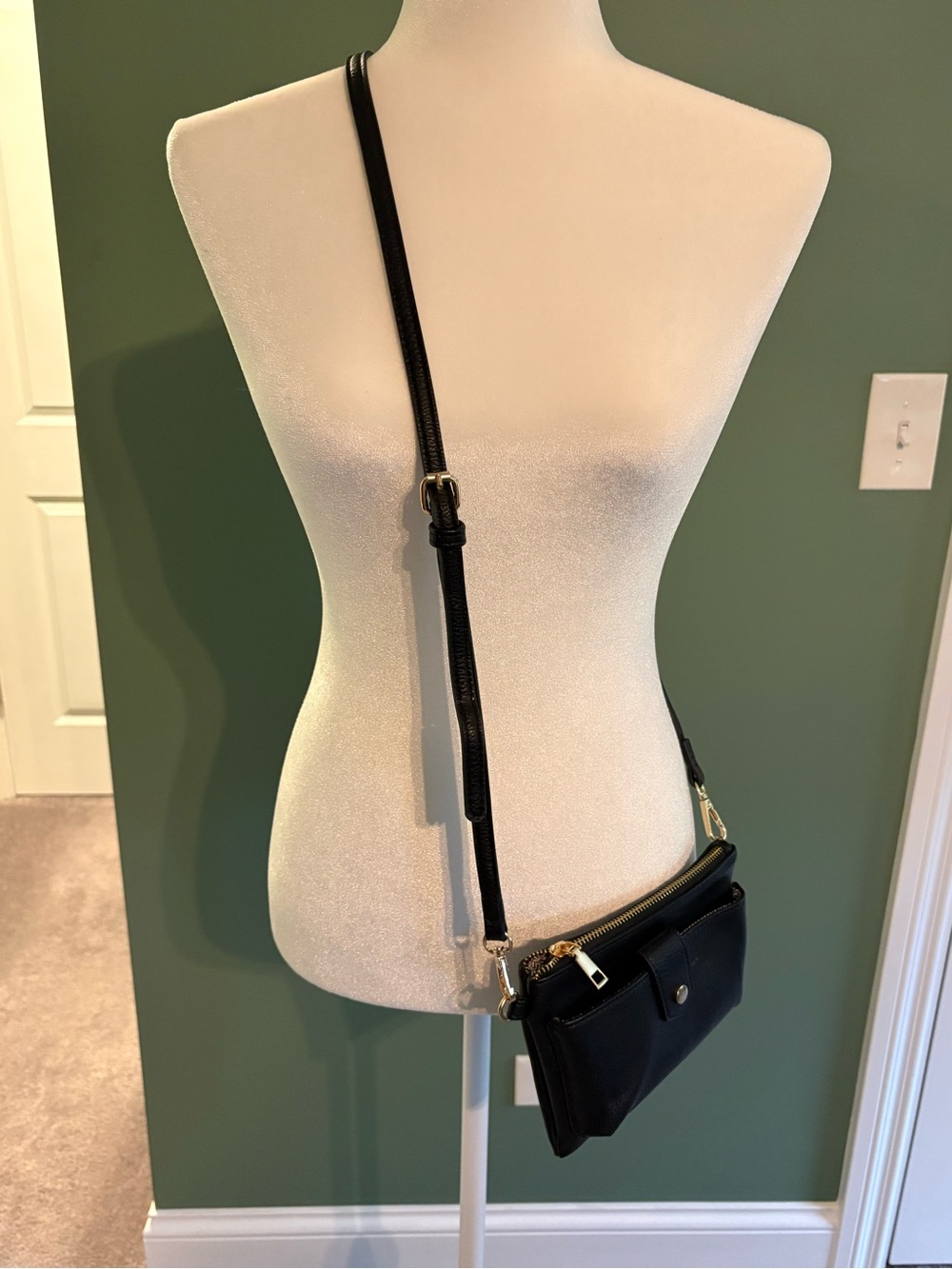 Black Crossbody Shoulder Bag - Classic Women's Leather Bag